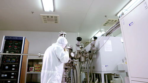 西安瑞联 致力于精细化学品研发 高新区助力其跻身全球光电显示材料供应商前列